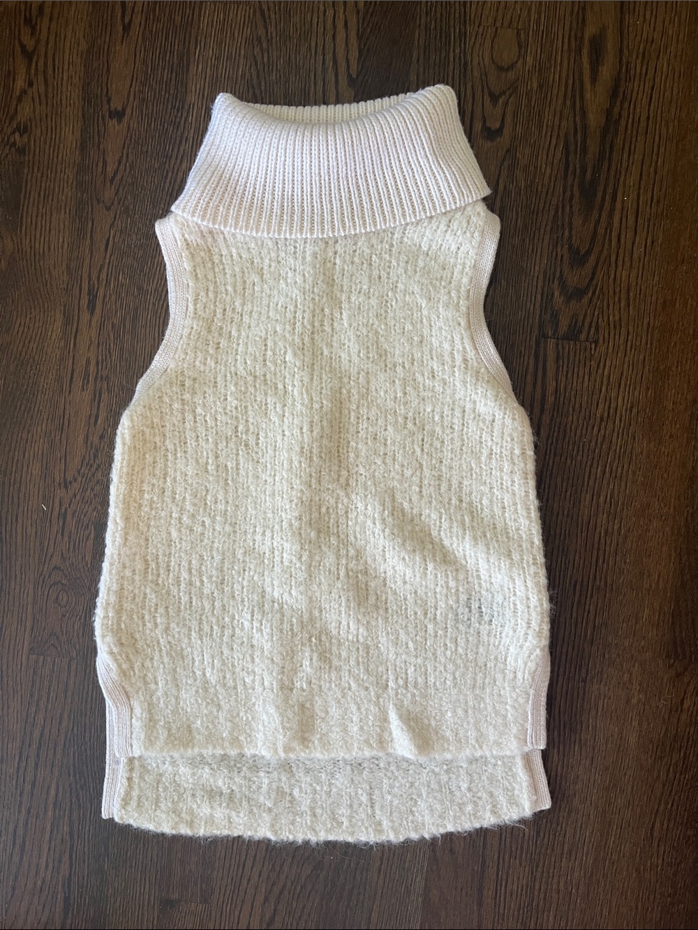 Sleeveless Turtleneck Knit Sweater - Cream